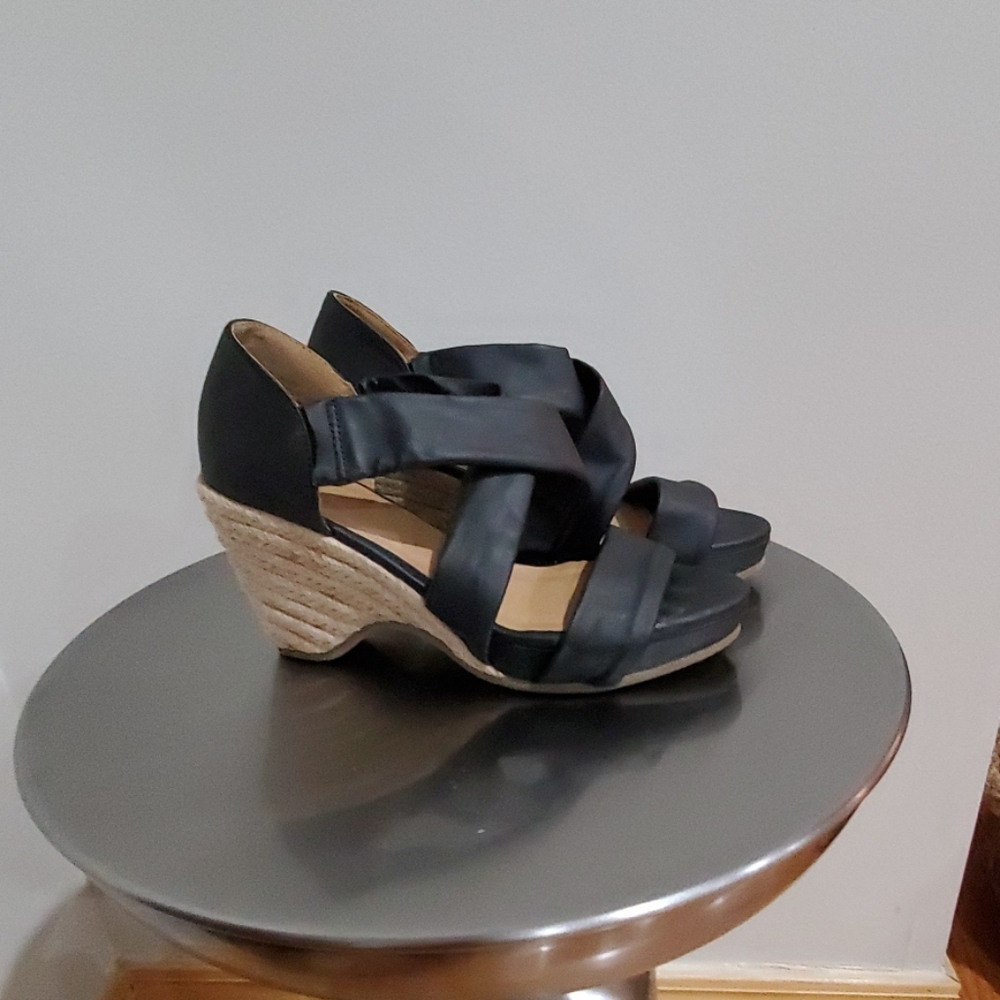 Nine west wedged  sandals